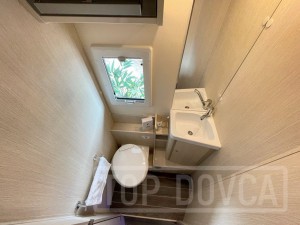 Interiér obytného vozu nobelART A7000 - Elegance typu alkovna 2022