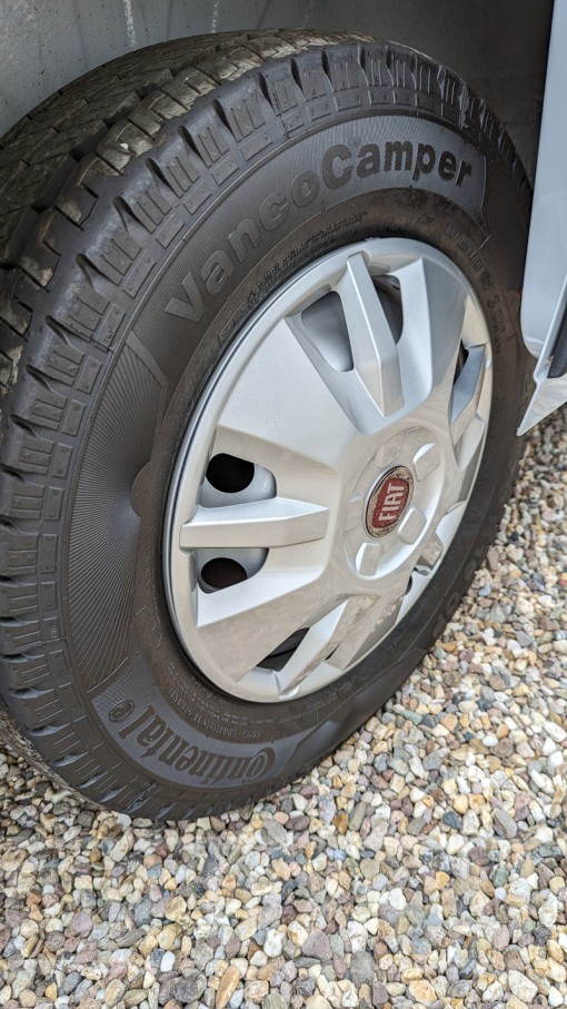 Obytná dodávka Fiat Ducato XGO X Van 104 - model 2024 - exteriér vozu