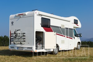 Vybavený obytný vůz Rimor Seal 695 - 2021 typu alkovna