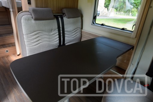 Moderní obytný vůz Bürstner, Delfin T 690 G 2,2 HDI - model 2023