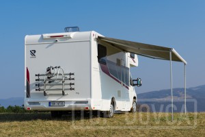 Vybavený obytný vůz Rimor Seal 695 - 2021 typu alkovna